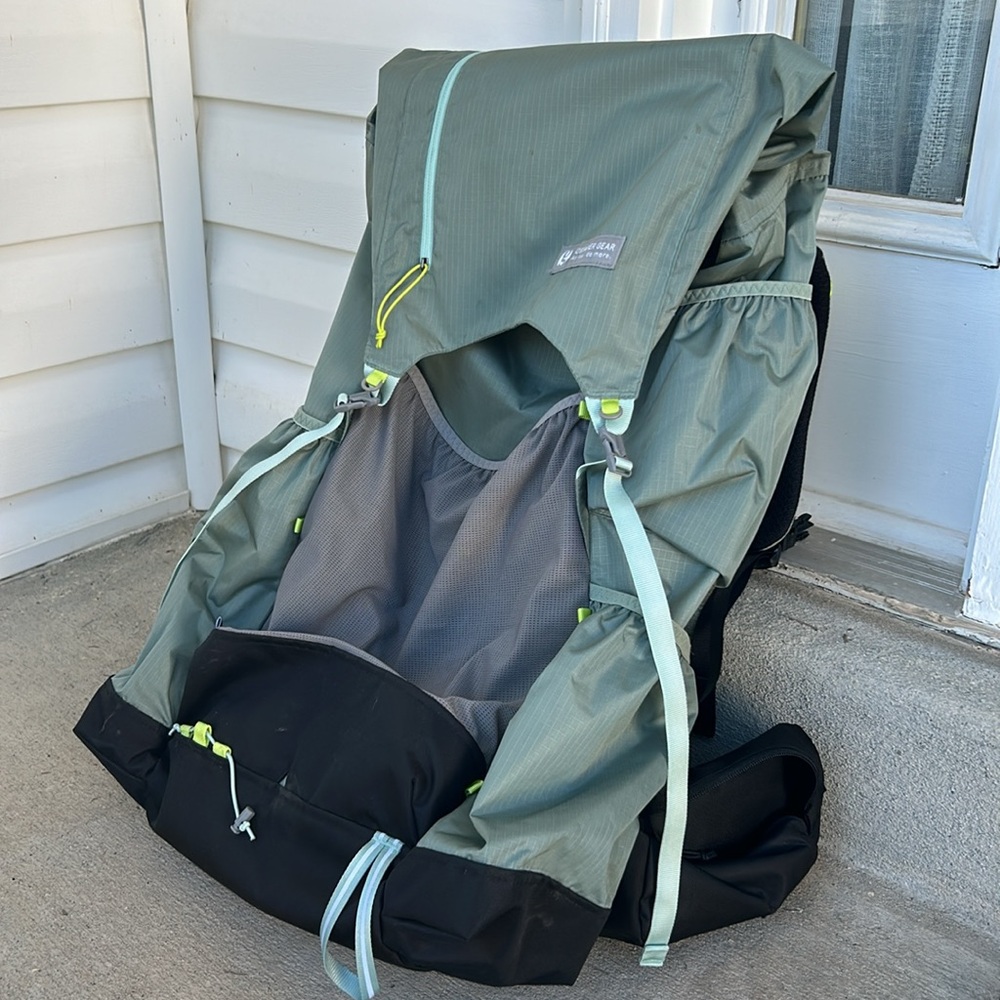 Mariposa 60 Backpack - Used once